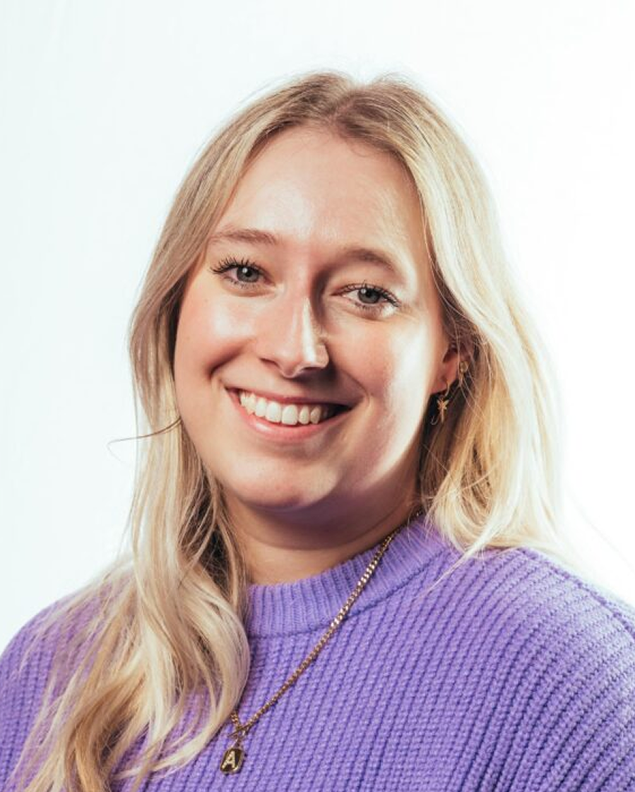 Laura Van Tielraden